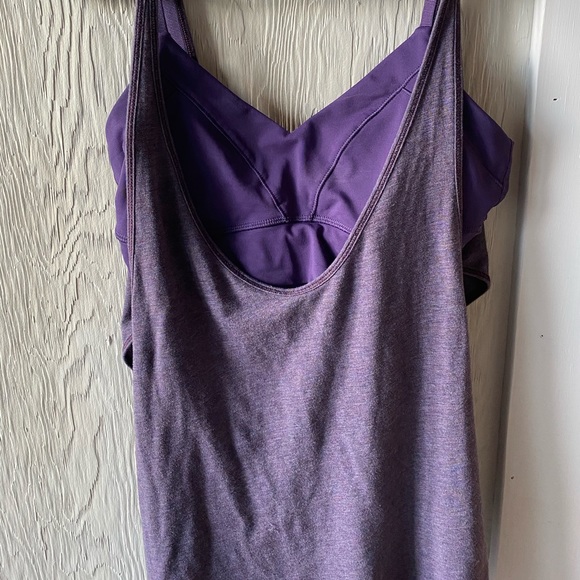 LIKE NEW. Lululemon🍋 tank‼️ - Picture 2 of 8